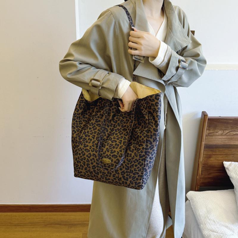Роскошная сумка-тоут, осенняя модная универсальная сумка через плечо, большая вместимость, сумка-шоппер с леопардовым узором, кошелек