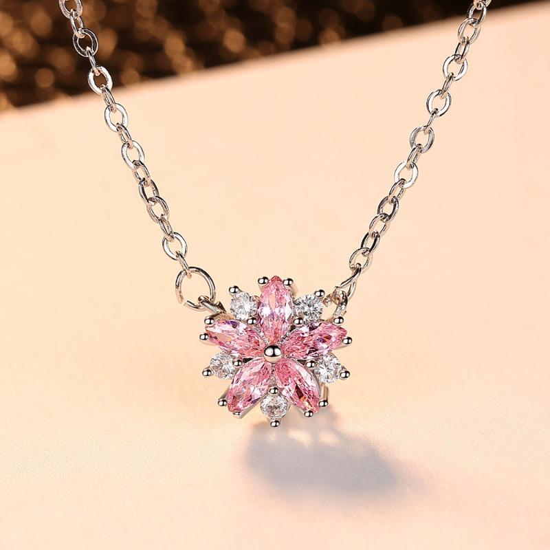 Korean Version Of Simple Temperament, Small Fresh Collarbone Chain, Fashion Creative Pink Cherry Blossom Necklace, Crystal Zircon Necklace