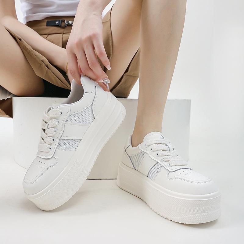 Strictly Selected Leather Little White Shoes Women's 2025 New Casual Retro Versatile Comfortable Height Increase Breathable Women's Shoes Thick Basepl