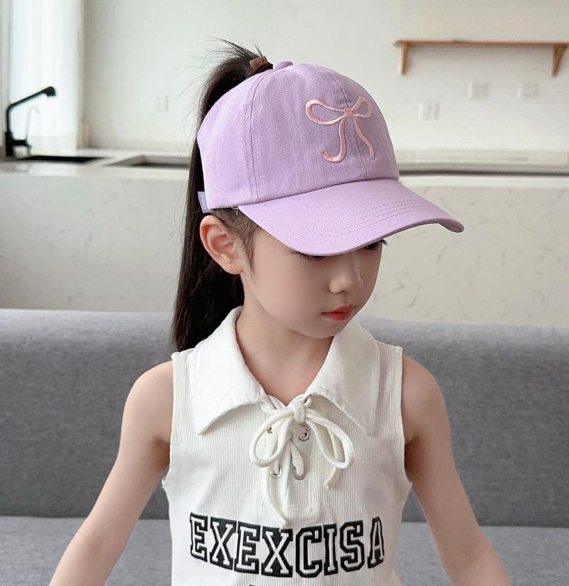 Комплект из 1 детской шапки, летние пустые цилиндры, детские шапочки с язычком утки, шляпы от солнца с вышитым бантом для девочек, бейсболки с завязанным хвостиком