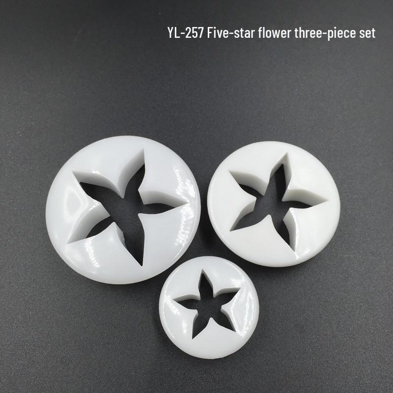 33-Piece Cartoon Fondant & Biscuit Mold Baking Tool Set