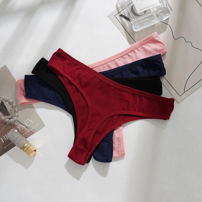 Женские хлопковые сексуальные стринги однотонного цвета, удобное, приятное к коже нижнее белье