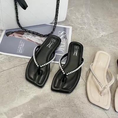 Модная обувь Стринги Бусины Квадратный носок Низкие резиновые шлепанцы Женские тапочки Слайды Модные гавайские 2025 Роскошные летние плоские Тканевые Копыто