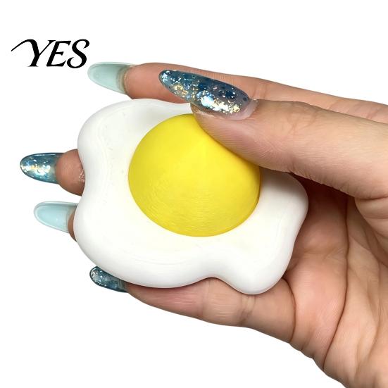 Squeeze Rebound Ball Poached Egg Shape Ornament, Press-Type Feel Toy, Stress Relief Ornament Mini Portable Decompression Gadget Desktop Decoration Toy