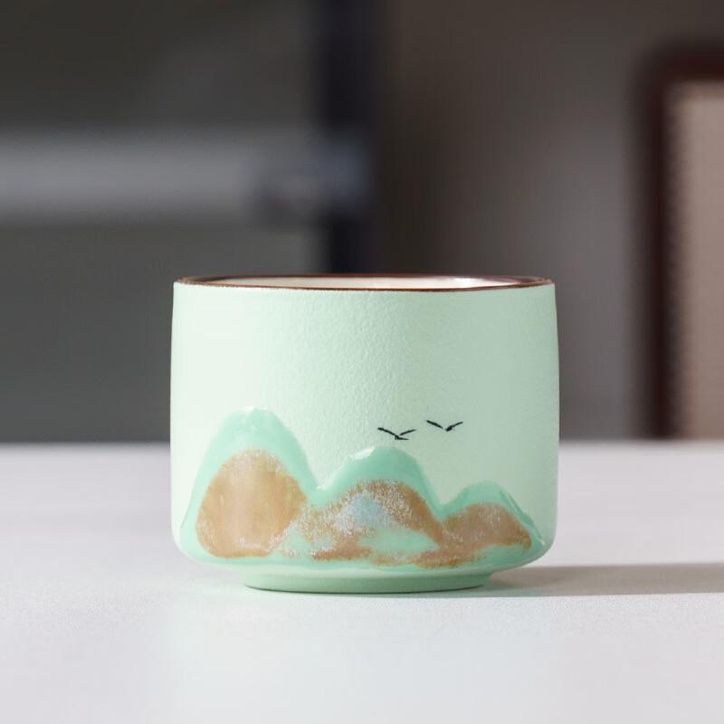 Zhuang Luhuapin Distant Mountain Hand-Painted Teacup