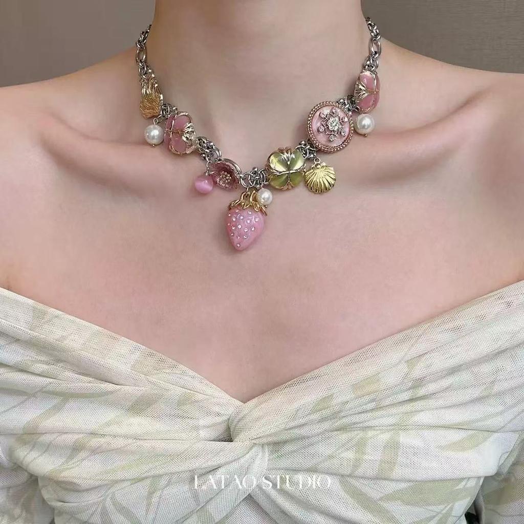 Creative Beaded Tassel Stacking Necklace, Heavy Craft High-end Metal Exquisite Personalized Women Collarbone Chain