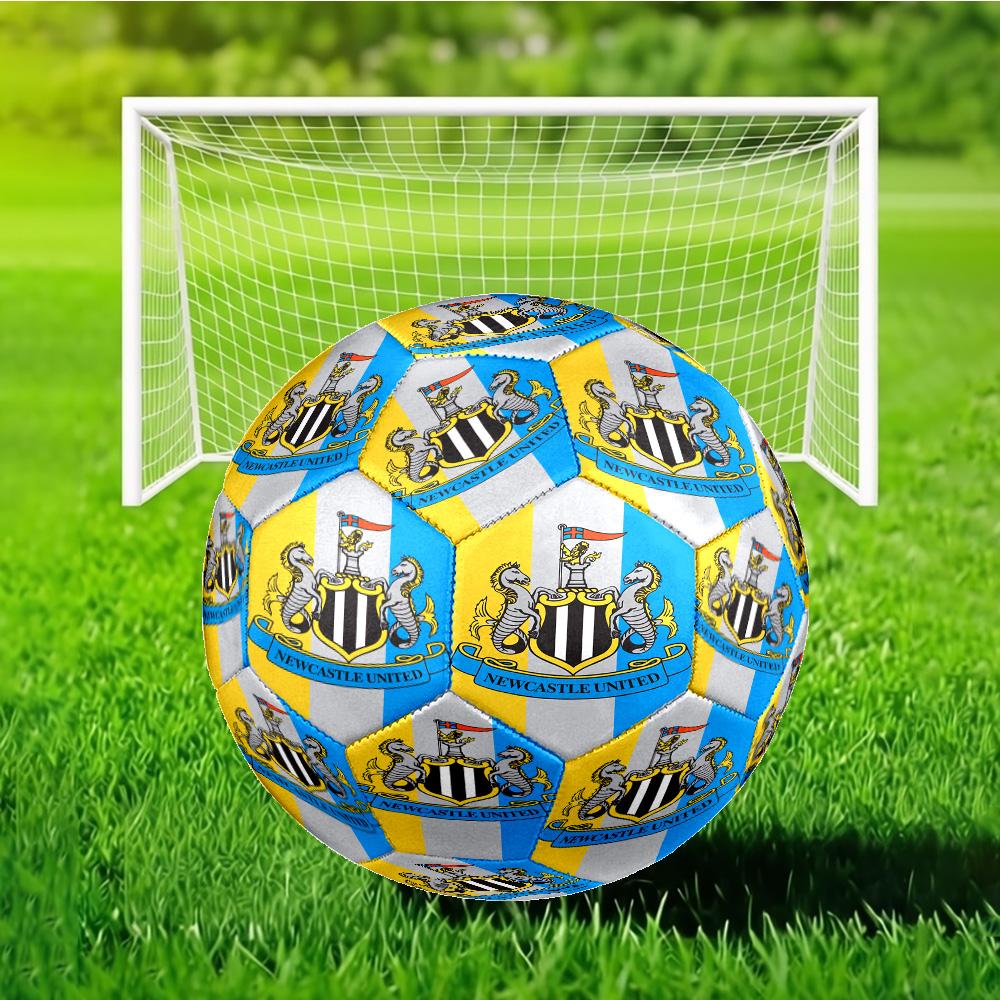 United Crest Printed Size 5 Soccer Ball - Durable, Machine-stitched, Soft and Comfortable, Suitable for Training and Matches Gift
