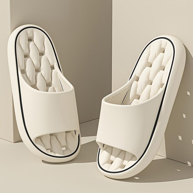 Мягкие тапочки-подушки — очень удобный дизайн с открытым носком и облачной подошвой, быстросохнущие, тапочки — идеально подходят для домашнего отдыха, легко открываются/закрываются