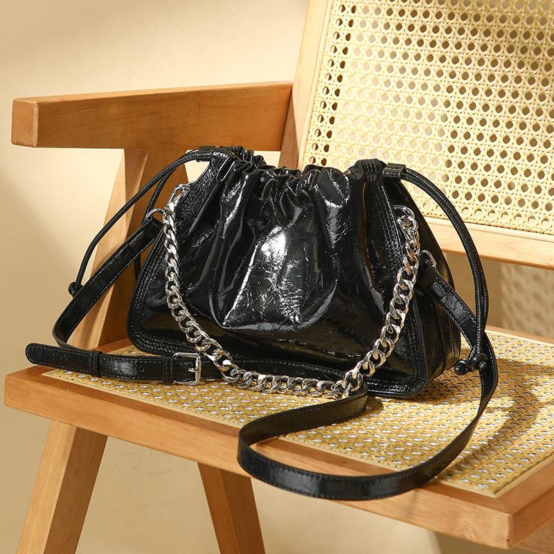 Лучшая кожаная сумка Crossbody Bucket Bag Drawstring Cloud Single-shoulder Crossbody Bag