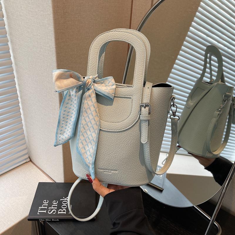 Premium Sense Simple and Versatile Niche Handbag Women's Summer New Lychee Pattern Crossbody Bucket Bag