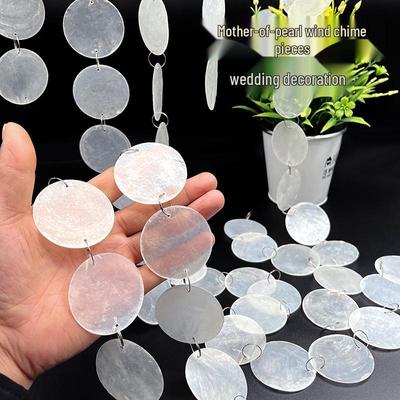 Свадебный колокольчик ветра из натуральной перламутровой ракушки и бисерное украшение