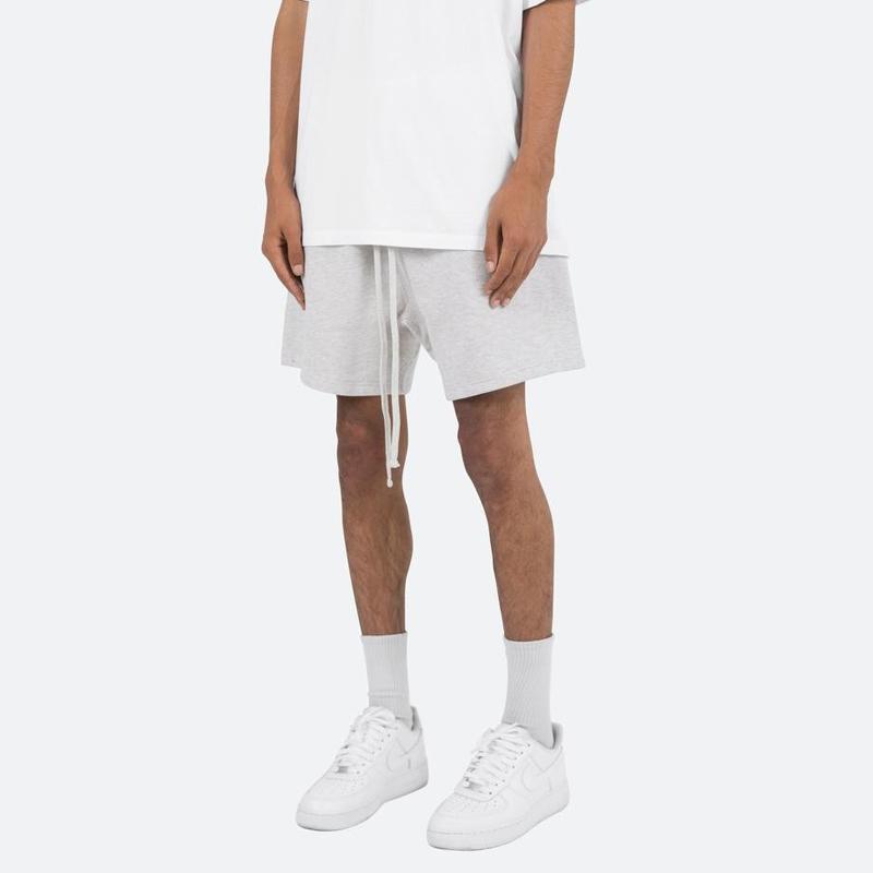 Мужские спортивные повседневные шорты однотонной расцветки