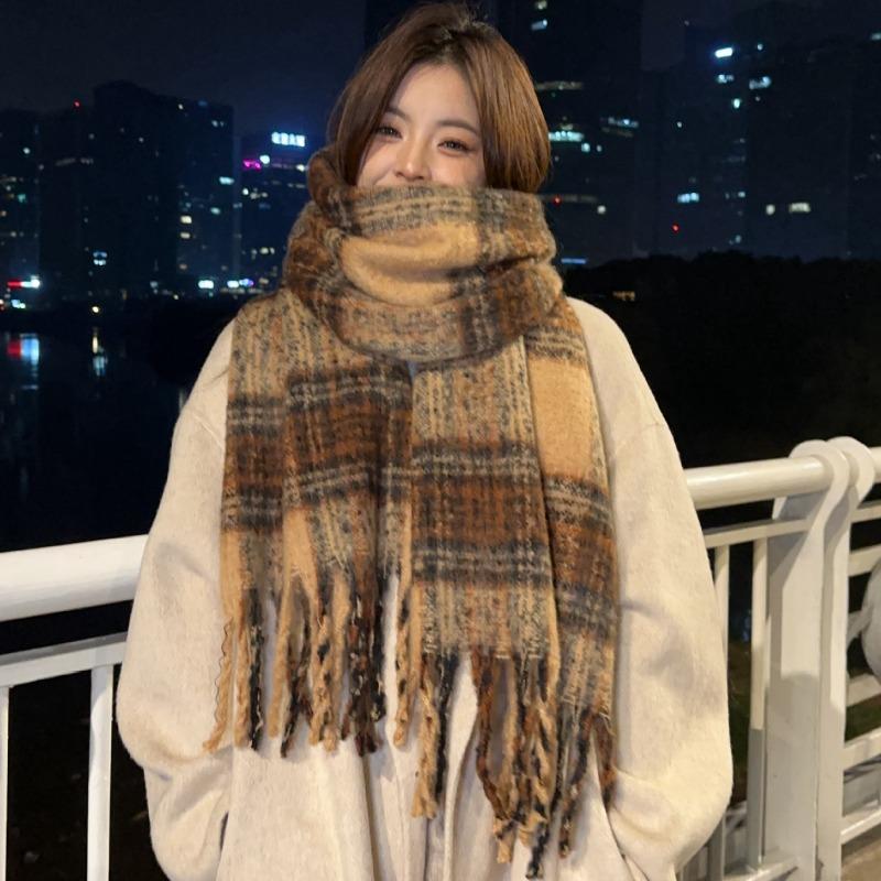 Autumn and Winter New Cashmere Christmas Plaid Scarf Atmosphere Women Keep Warm Imitation Cashmere Versatile Knitted Scarf