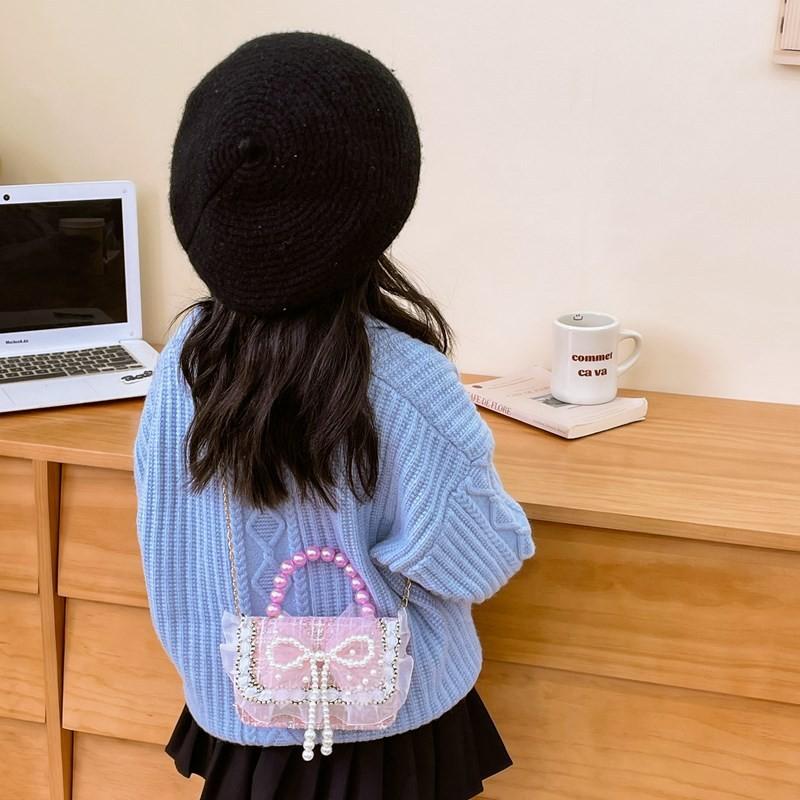 Очаровательная детская сумка кроссбоди с жемчужным бантом и очаровательными цветочными узорами для повседневного использования