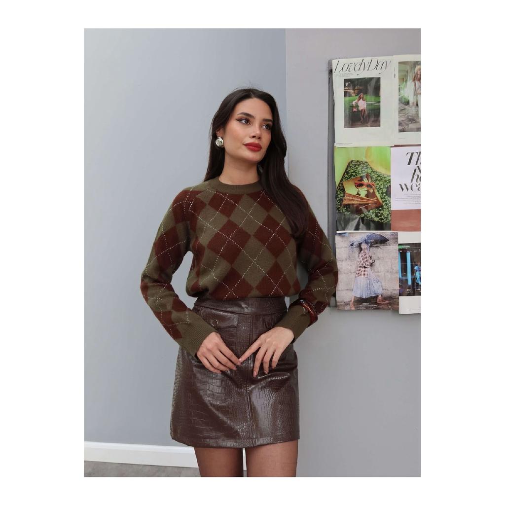 Square Pattern Sweater