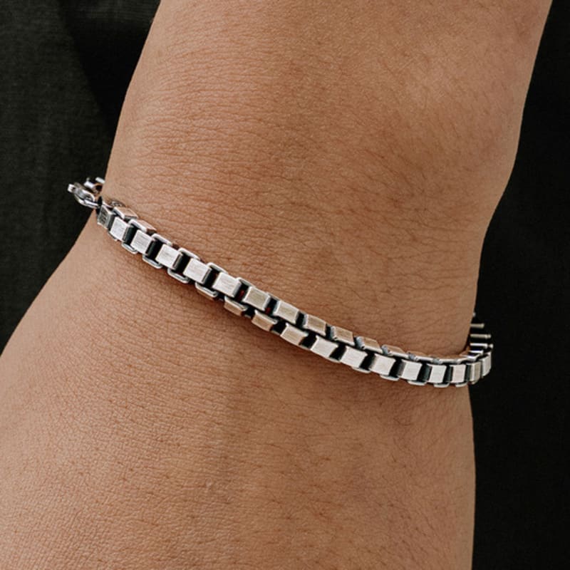 TOU NPM008 Bold Box Chain Bracelet