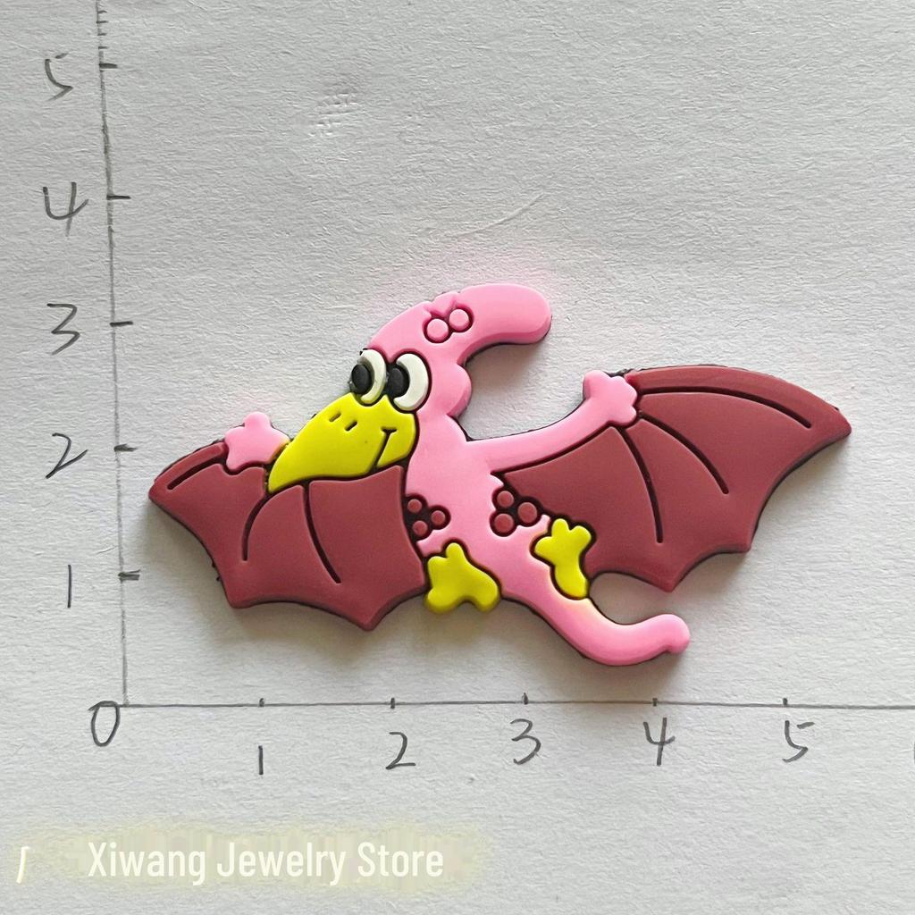 Аксессуары для динозавров из мультфильмов своими руками: Подвески для обуви, чехлы для телефонов и магниты