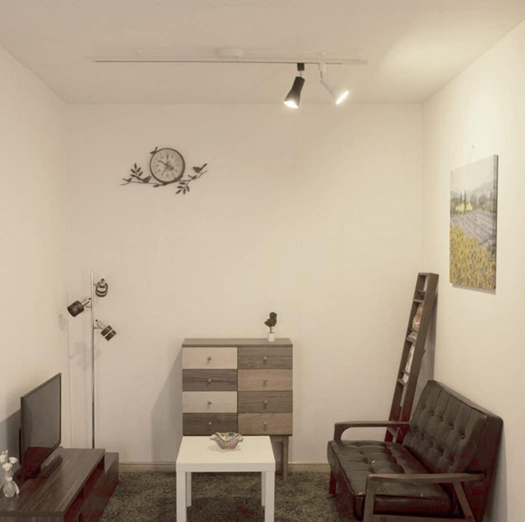 Набор из 3 черных светодиодных прожекторов E26 для шинопроводов, идеально подходит для гостиных, прихожих, спален, коммерческих помещений и магазинов (Лампочки Нет