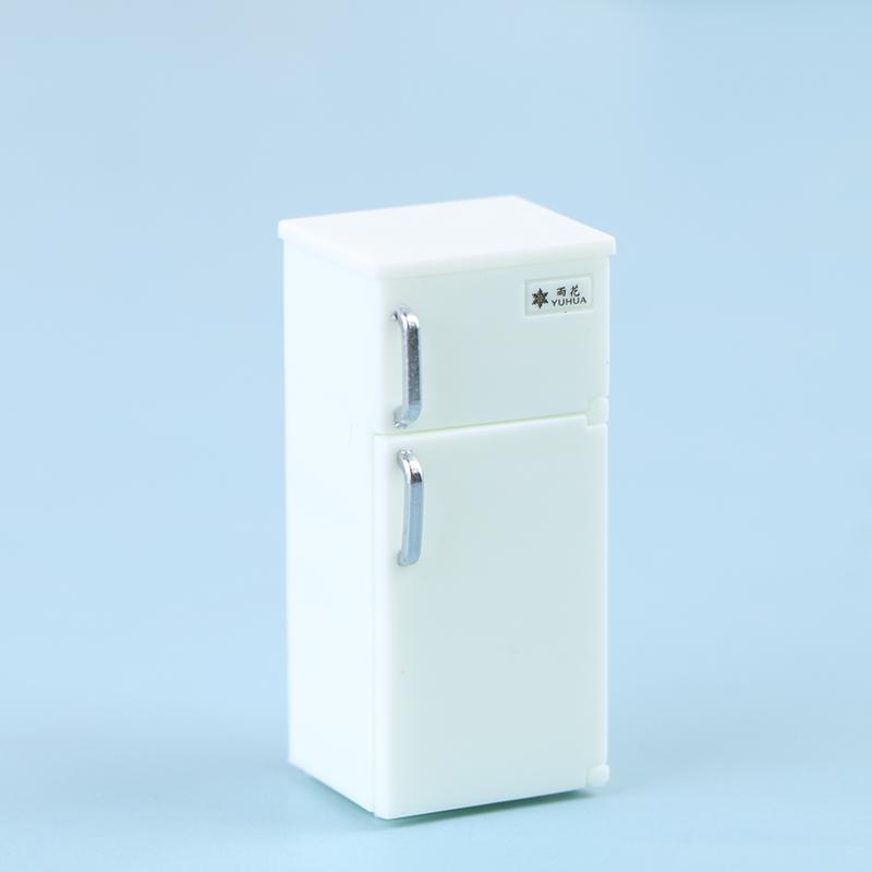 1 Pcs Dollhouse Home Furnishings Mini Color Plastic Refrigerator Model