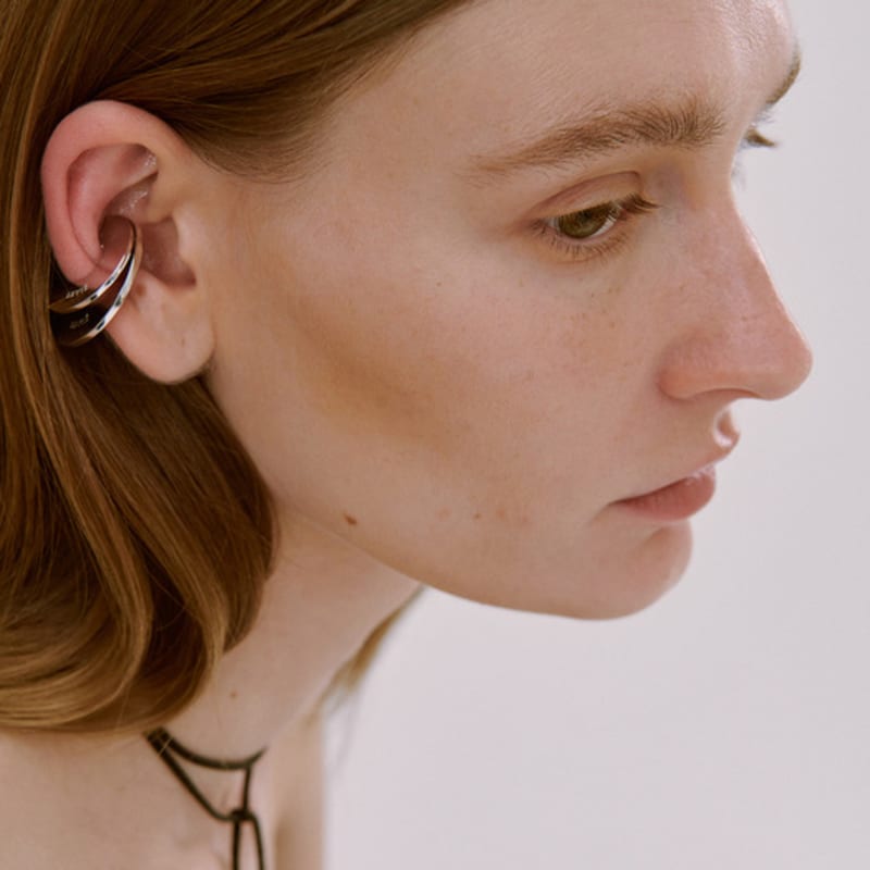 LEYIE DISC EAR CUFF MEDIUM