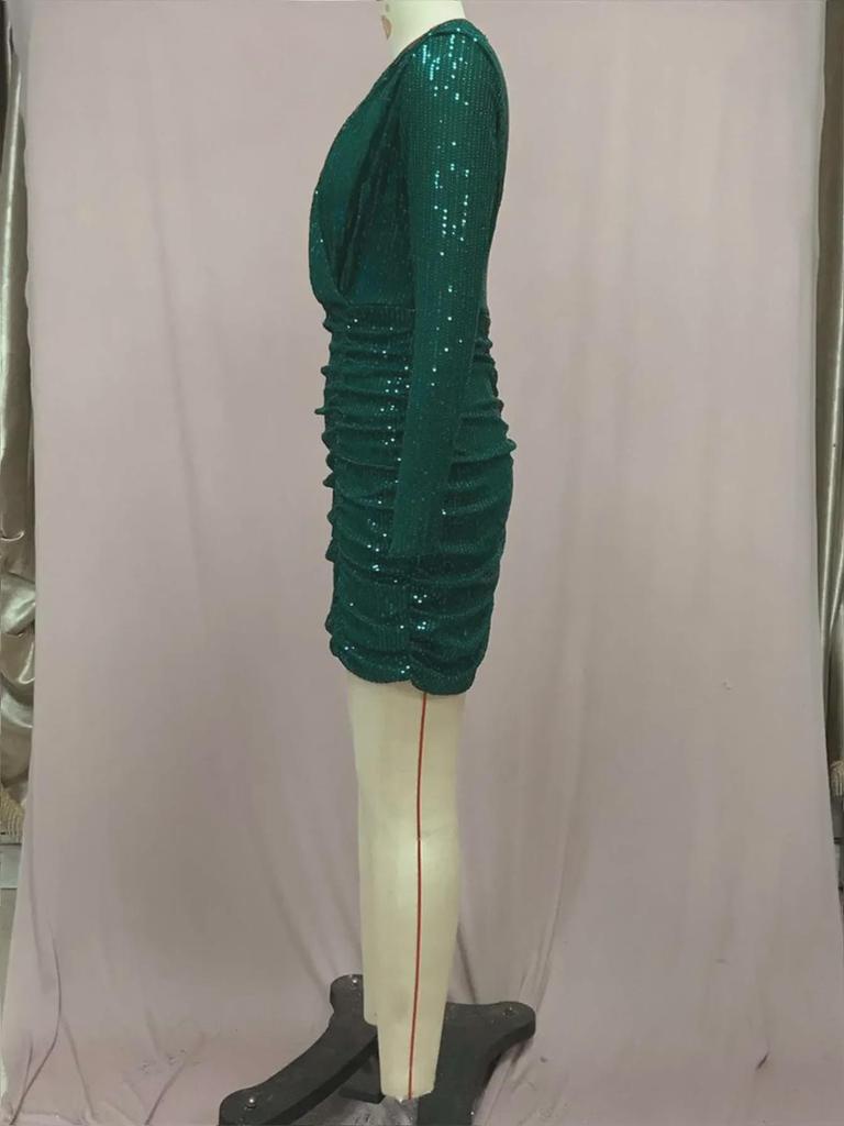 Женская мода осень/зима 2025: Сексуальное платье с V-образным вырезом и пайетками