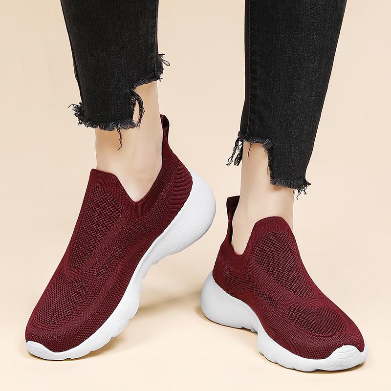 2025 Новые Удобные Дышащие Летние Спортивные Сетчатые Слипоны Легкие Вязаные Летающие Модели для Пар Больше, чем Повседневная Обувь для Ходьбы