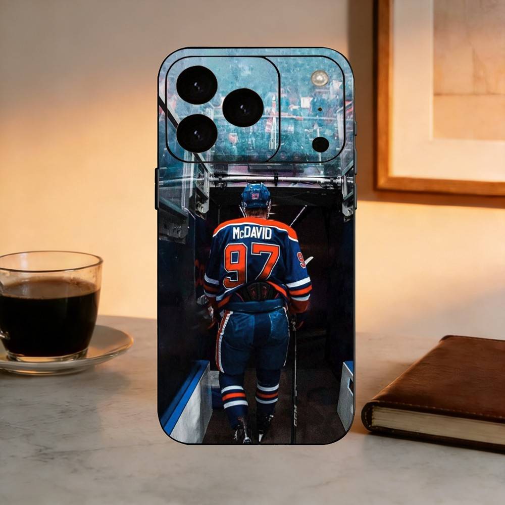 Connor McDavid Hockey Player Phone Case Silicone Soft For IPhone 17 16 15 14 13 12 11 X XR Plus Pro Max Plus