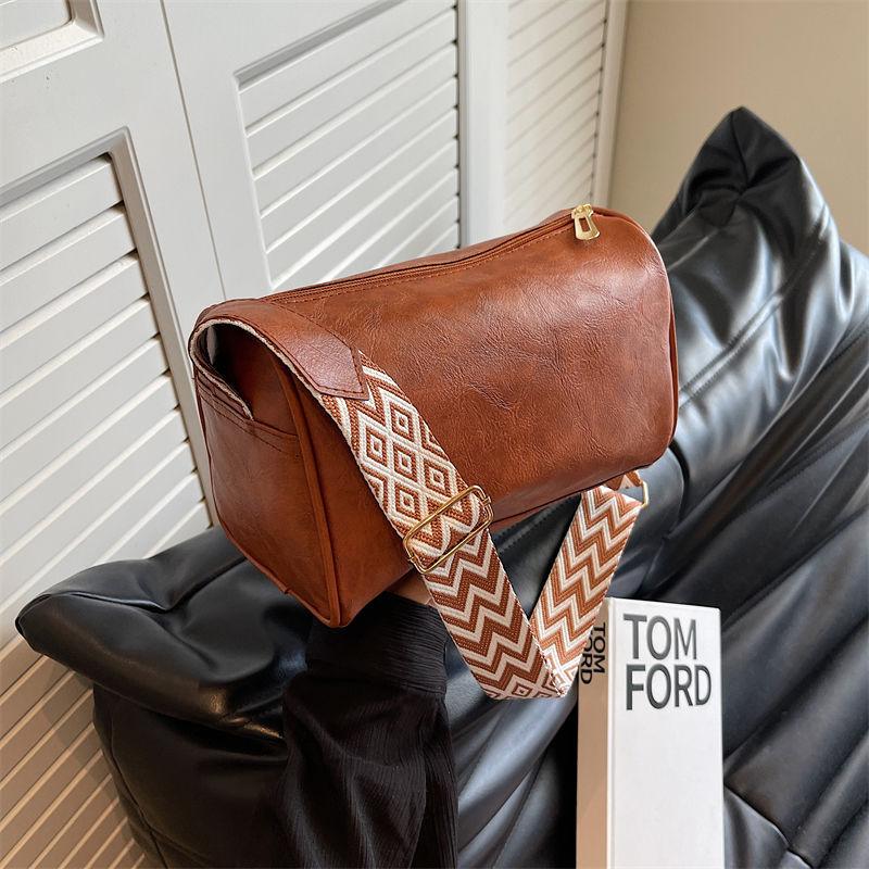 High Quality PU Leather Wide Shoulder Strap Shoulder Bag Women Vintage Ladies Small Handbag Pillow Messenger Crossbody Bag