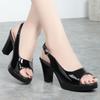 Модные летние туфли 2024 года на толстом каблуке с пряжкой, женские, с открытым носком, с открытым носком, из лакированной кожи, с высоким каблуком, повседневные, сандалии на платформе с противоскользящей подошвой