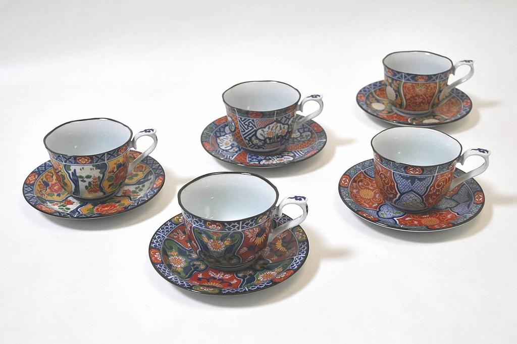 Nishikai Ceramics Presentation Old Imari Coffee Bowls and Dishes Set 31802