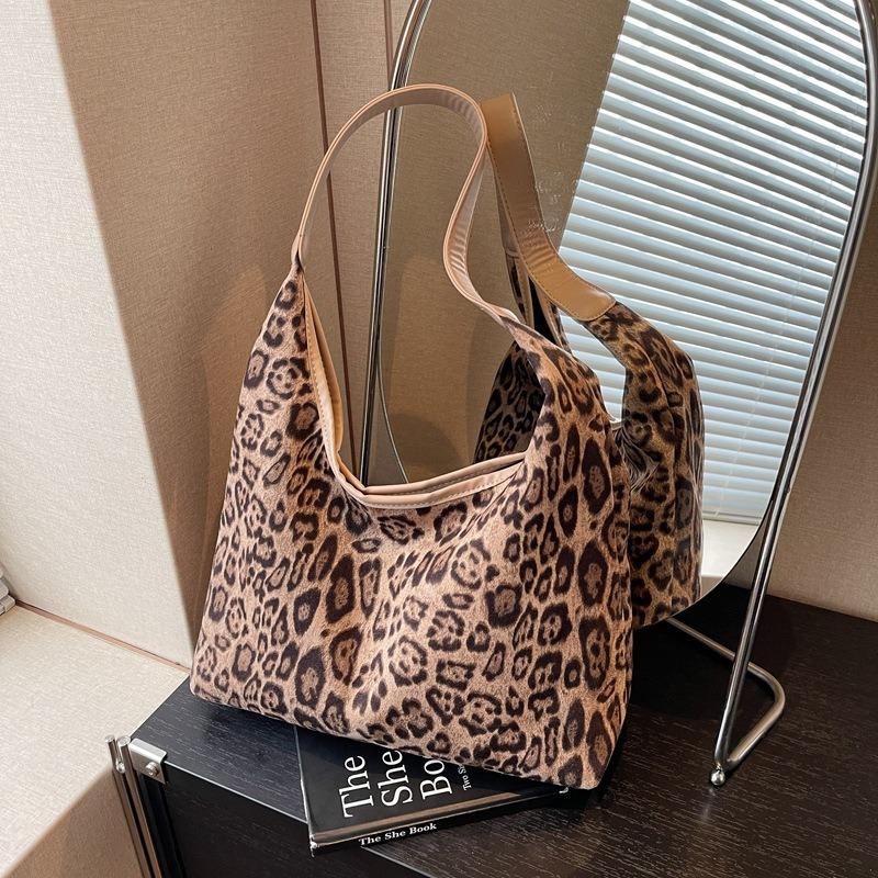 Сумка с леопардовым принтом модная сумка-тоут большой вместимости женская новая сумка под мышку премиальная сумка на плечо