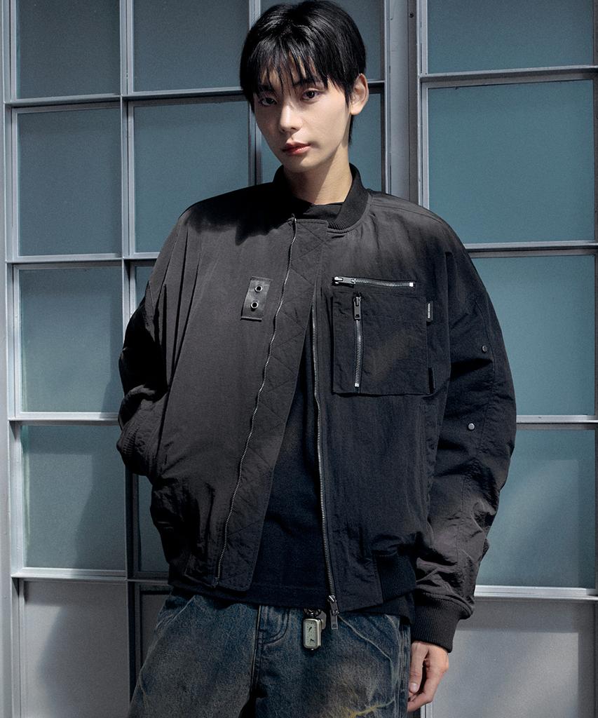Maison Mined Detachable Pocket Ma-1 Black
