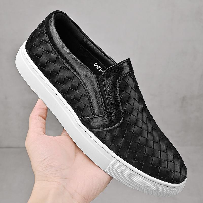 Men's Casual Shoes Slip-On Loafers Low Breathable Light Fashion Shoes for Men Walking White Shoes Zapatos De Hombre Hollow Out