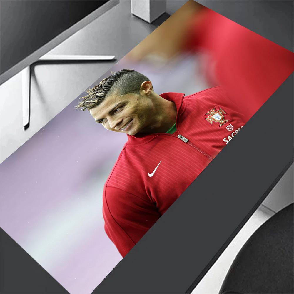 Cristiano Ronaldo Action Gaming Mouse Pad Office Mouse Mats Ultra-Long Desk Mat Non-Slip Rubber Bottom Suitable for Office Gaming PC Laptop
