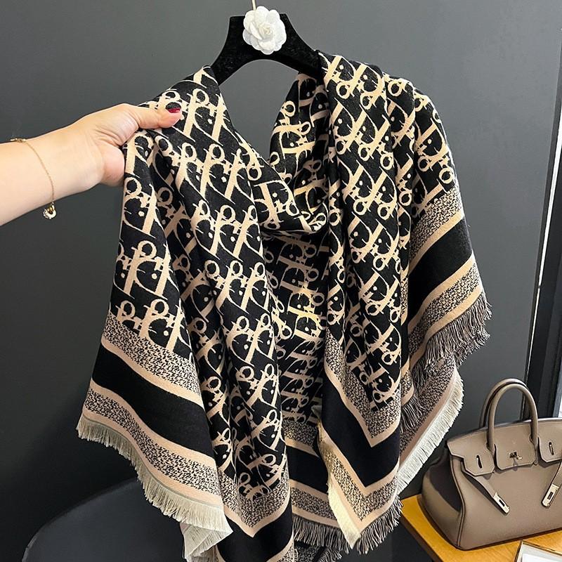 New Women'S Fashionable Imitation Cashmere Autumn And Winter Warm Large Square Scarf Double-Sided Tassel Scarf Air Conditioning Shawl