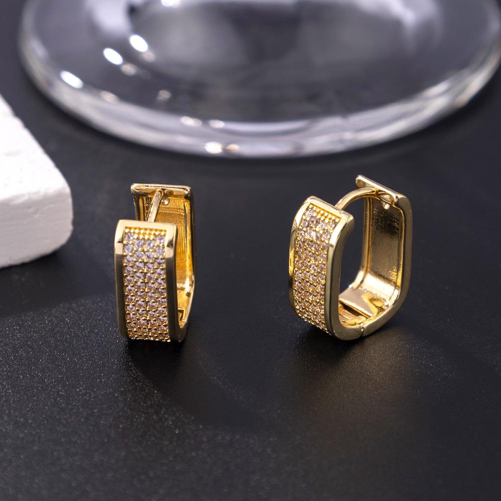 Серьги-иглы из серебра 925 пробы: Легкая роскошь, высококлассные пусеты и универсальный нишевый дизайн в виде колец для работы и стиля