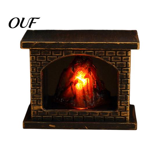 Small Plastic Fireplace Decor Retro Simulated Night Light, LED Flickering Flame Lamp, Cozy Atmosphere DIY Miniature Scene Props Lights for Scenes And