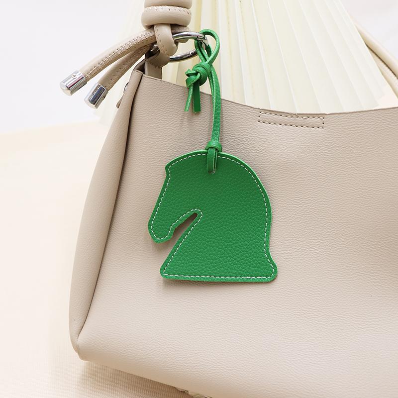 Модный кожаный милый креативный персонализированный брелок в виде головы лошади для дам, рюкзака, подвески, сумки, аксессуары