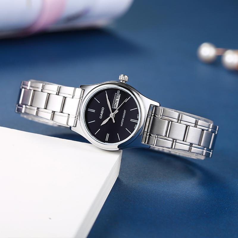 Casio Женские часы стандартной серии Черные LTP-V006D-1B2 LTP-V006D-1B2