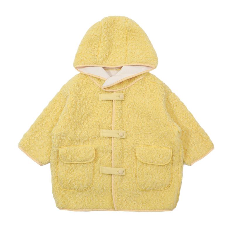 Детские осенне-зимние куртки для девочек маленьких и средних размеров, корейская версия толстого шерстяного пальто с капюшоном из овечьего флиса на пуговицах