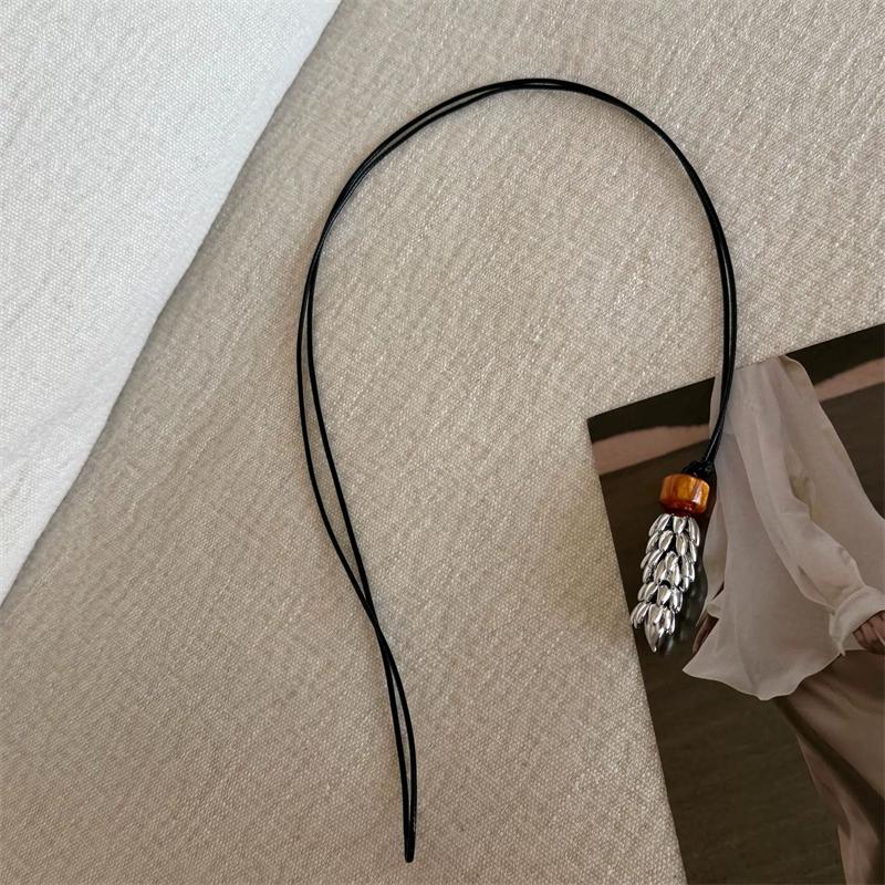 Metal Flower Pinecone Long Necklaces For Women Niche Fashion New Sweater Rope Chain Jewelry Accessory Gift Party