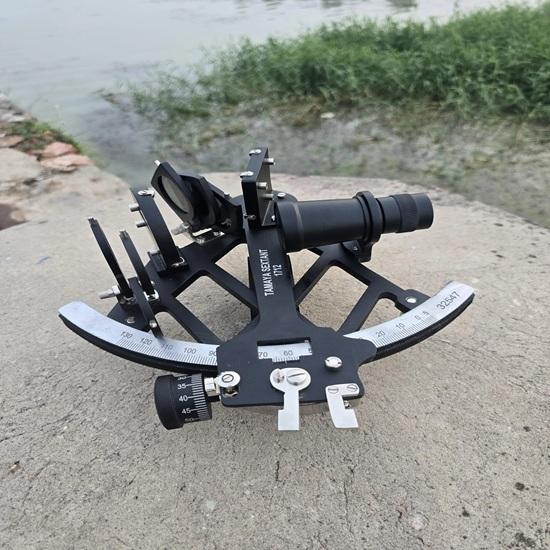 Tamaya Nautical Sextant 1712 Marine Black Powder-Coated Aluminium Sextant Maritime Navigation Instrument Gift 22.86 cm