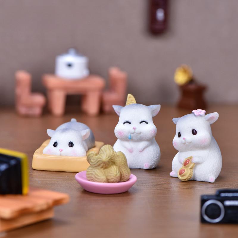 Adorable Resin Figurine Hamster Mini Ornaments For Terrarium Or Bonsai Display