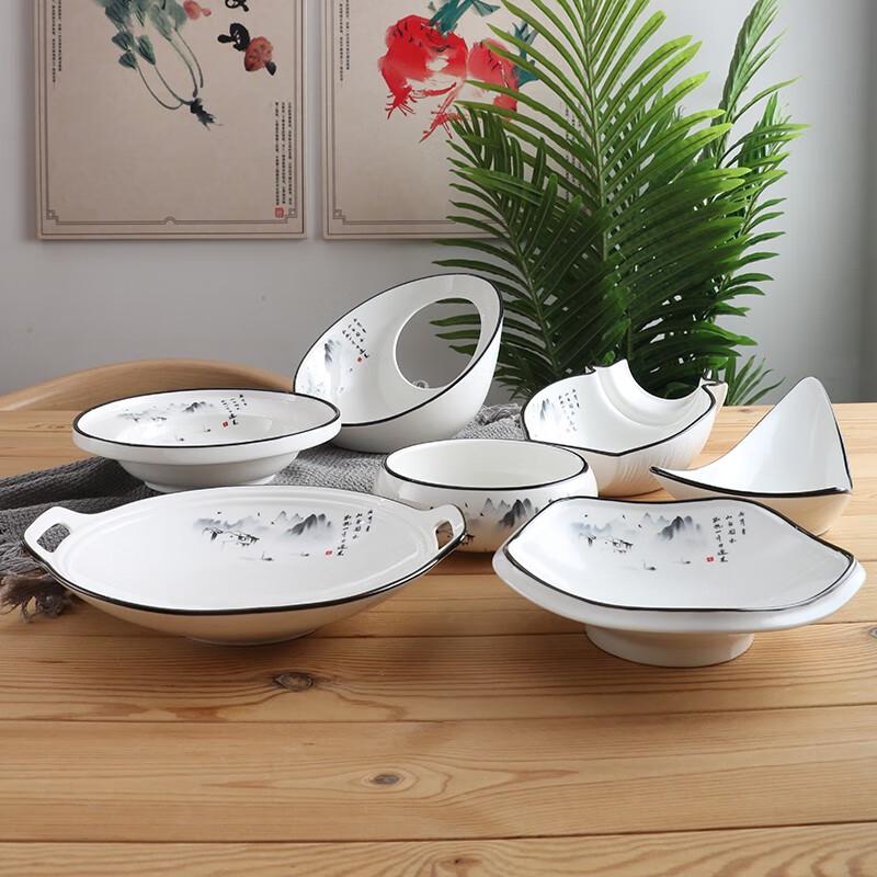 Керамическая неровная обеденная тарелка LocknLock Pure White