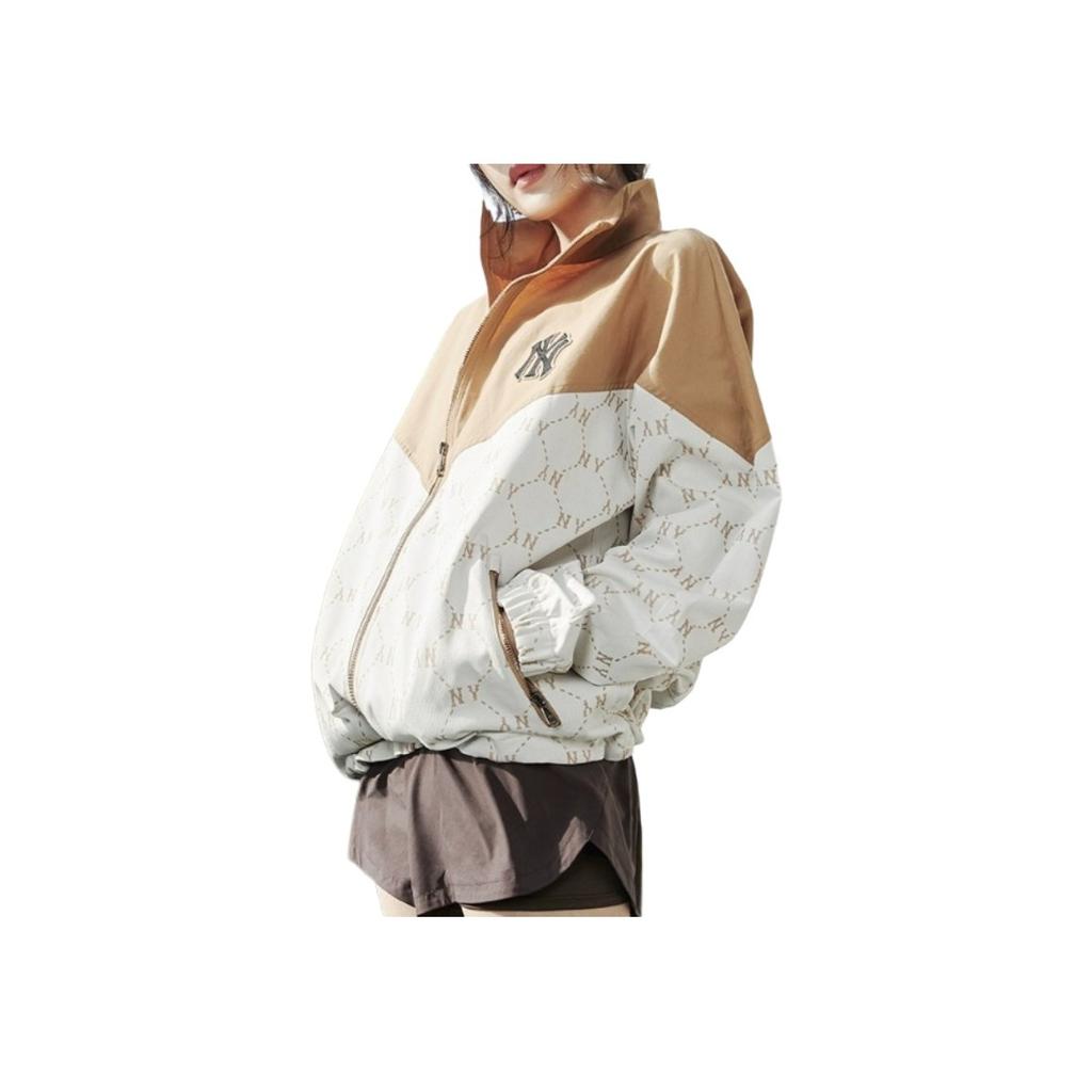 New MLB New York Yankees SS24 Jackets & Coats Unisex Cream 3AWJM0341-50CRS