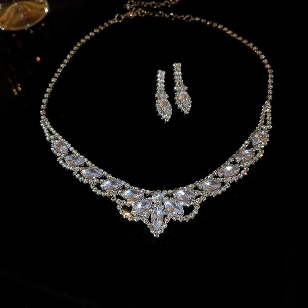 3Pcs U-Shaped Water Drop Pendant Necklace European Style Crystal Bride Jewelry Set Ladies Gift