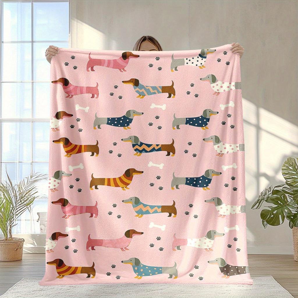 Cute Dachshund Pattern Blanket, Soft and Warm for All Seasons Decorative Throw or Gift Camping Travel Blankets
