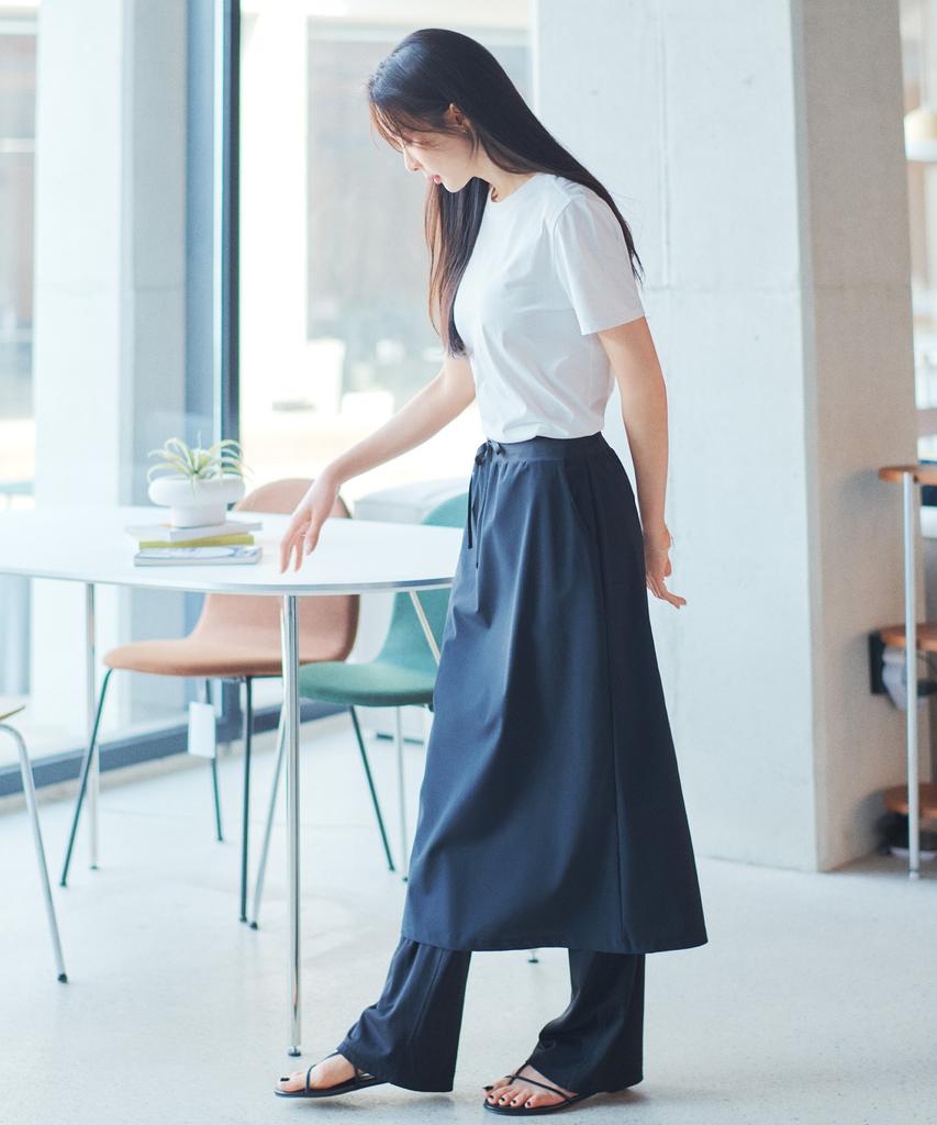 Front To Line Airage Long Skirt