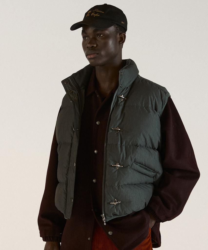 Pealp Turn-Buckle Padded Vest 24(Dark Gray)