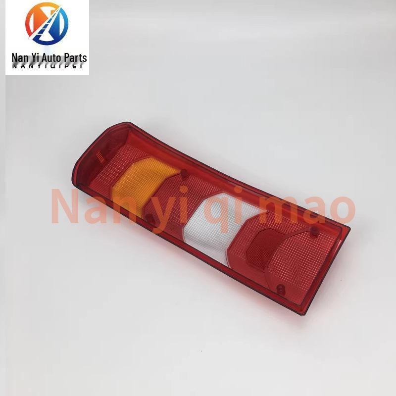 Корпус заднего фонаря A0025447390 для самосва Mercedes 4141/3341/4143